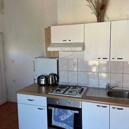 Apartment Zdenka Vir Eksteriør bilde